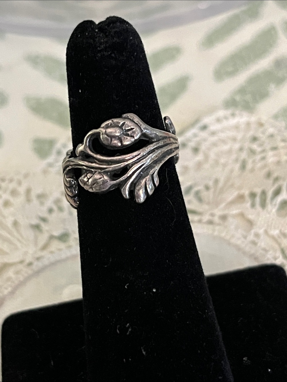 Sterling Silver Floral Vine Ring - Size 6